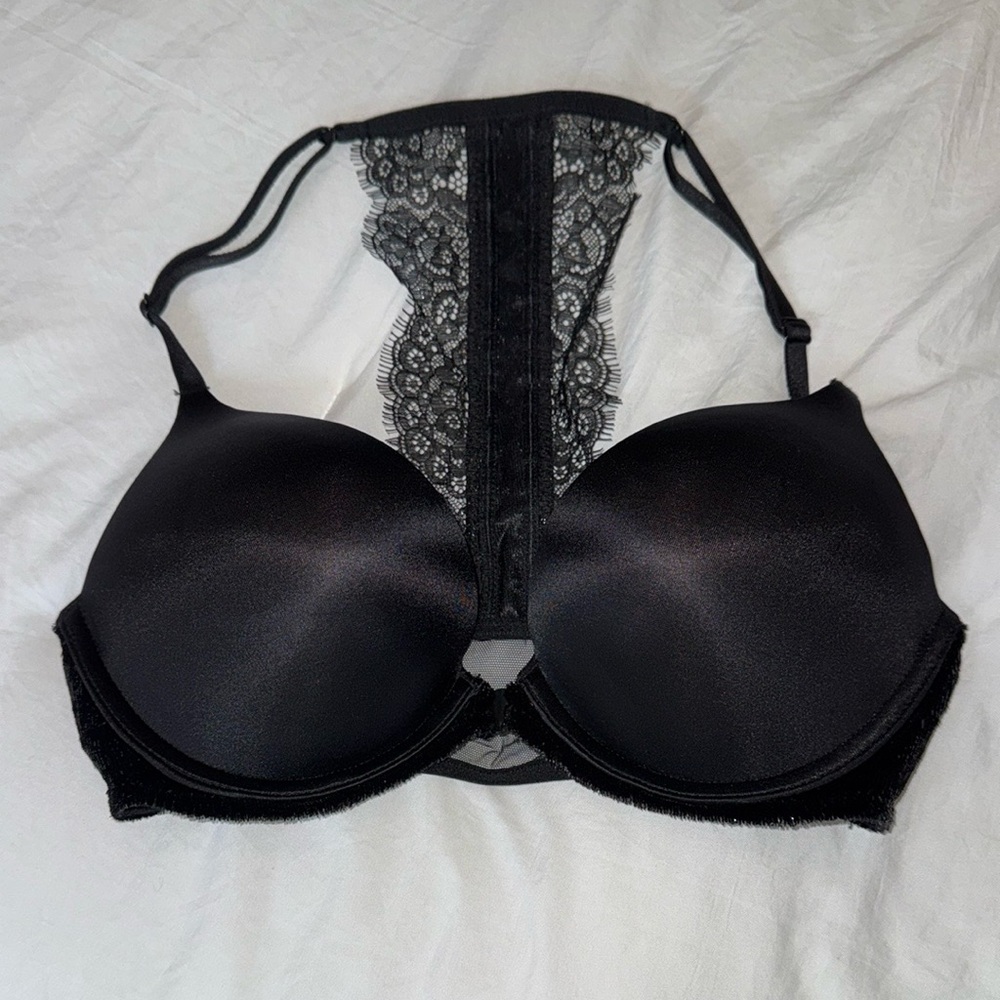 Victoria's Secret Black Lace Padded Razor Back Bra